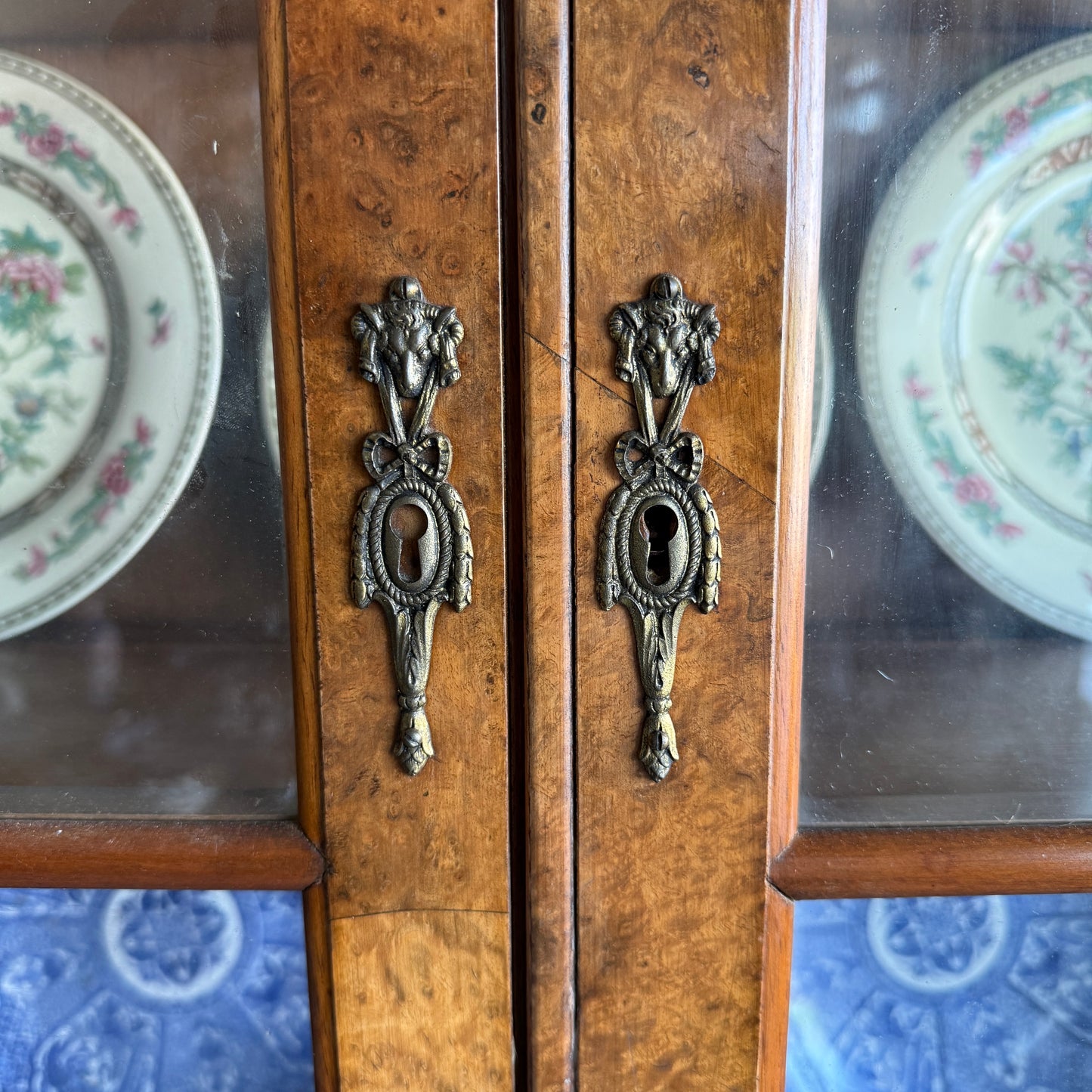 Antique Dutch Porcelain display cabinet